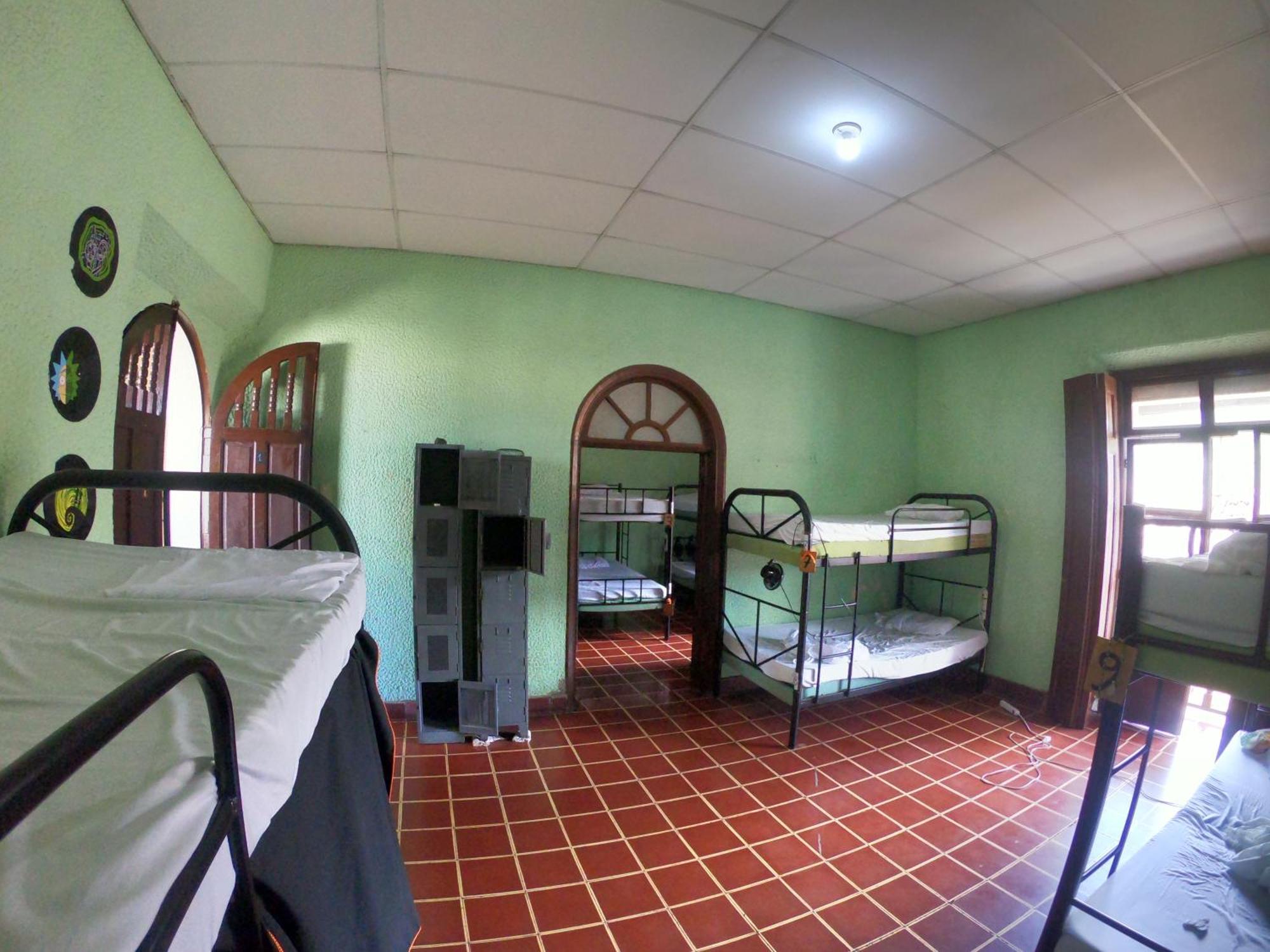 Ricks Hostel סנטה אנה מראה חיצוני תמונה